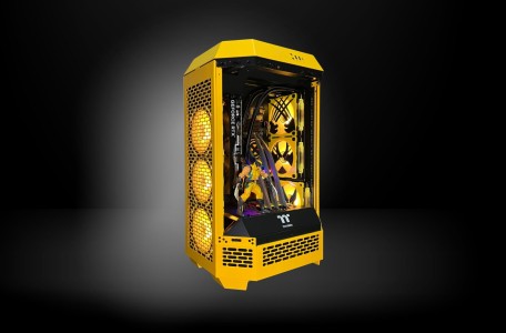 PC Gamer personalizado com tema Wolverine e design exclusivo.